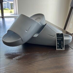 Nike Calm Slides NWT